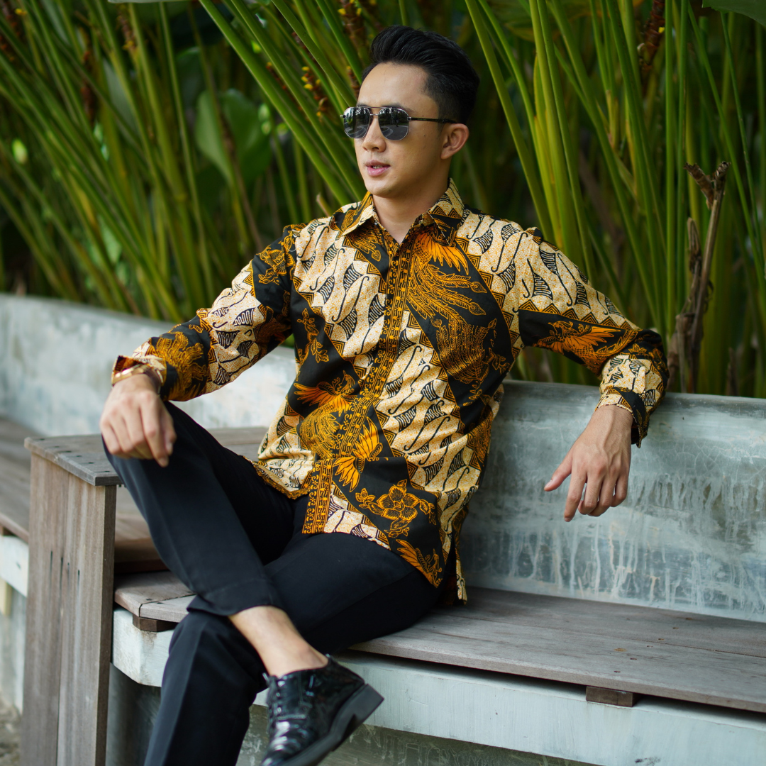 Men Gold and Black Modern Batik