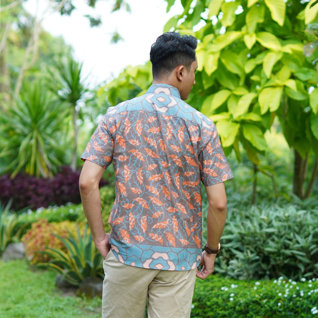 Batik Men's Short Sleeve Shirt