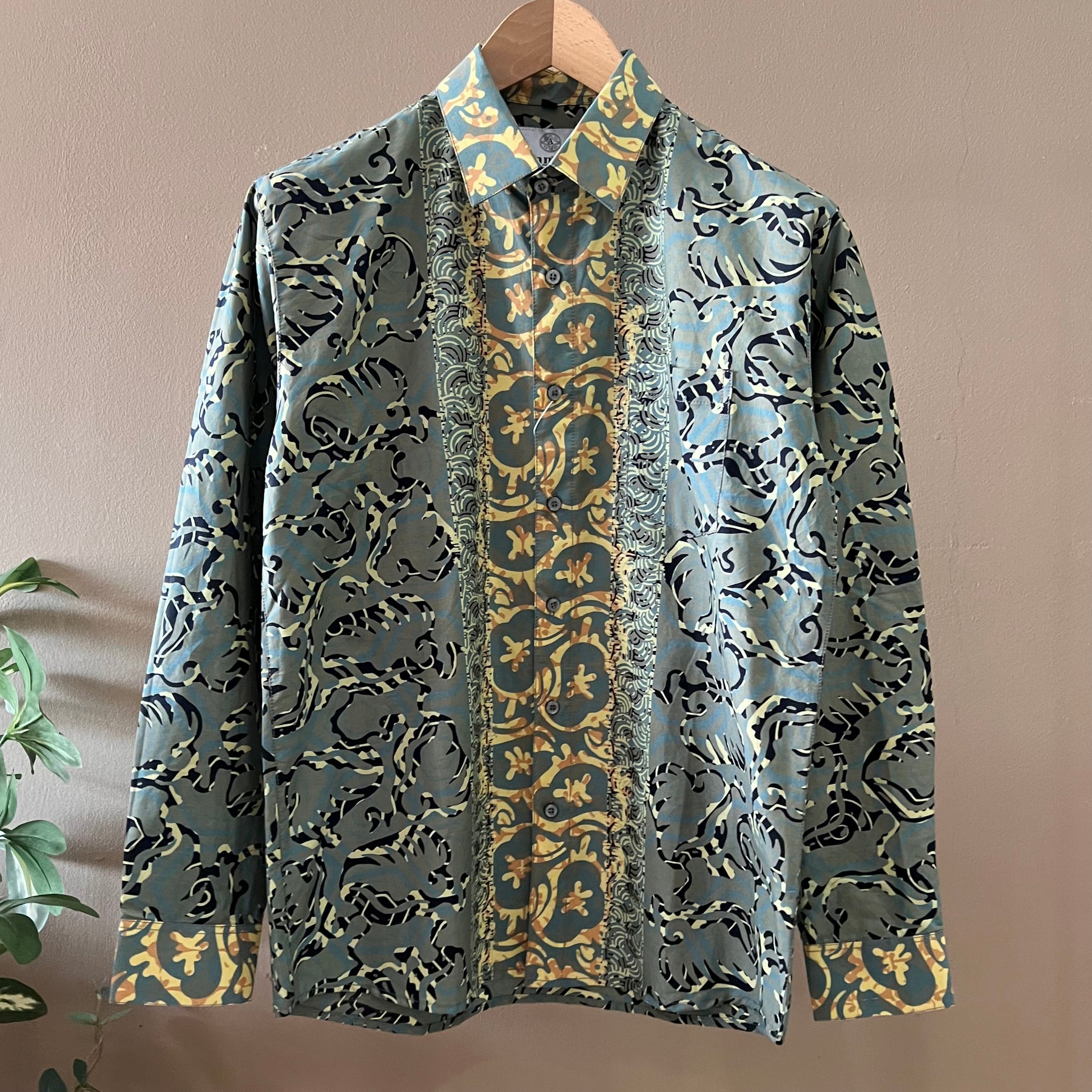 Batik Men's Long Sleeve Shirt