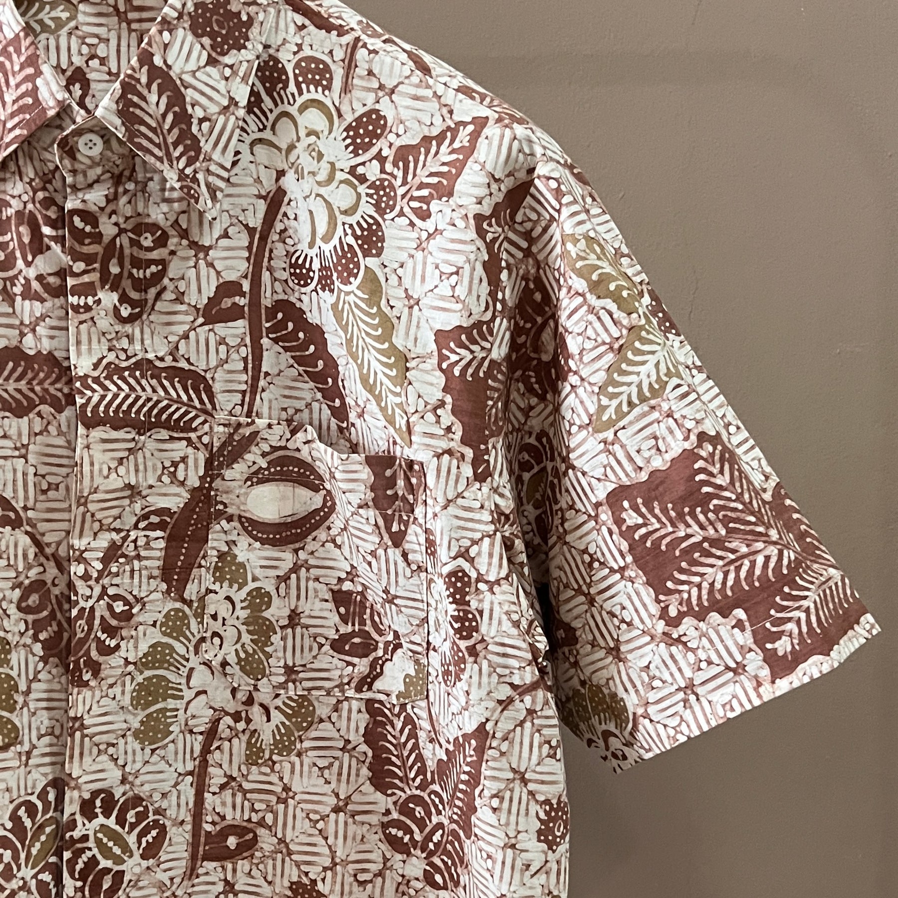 Premium Batik Tulis Select Men's Shirt - L