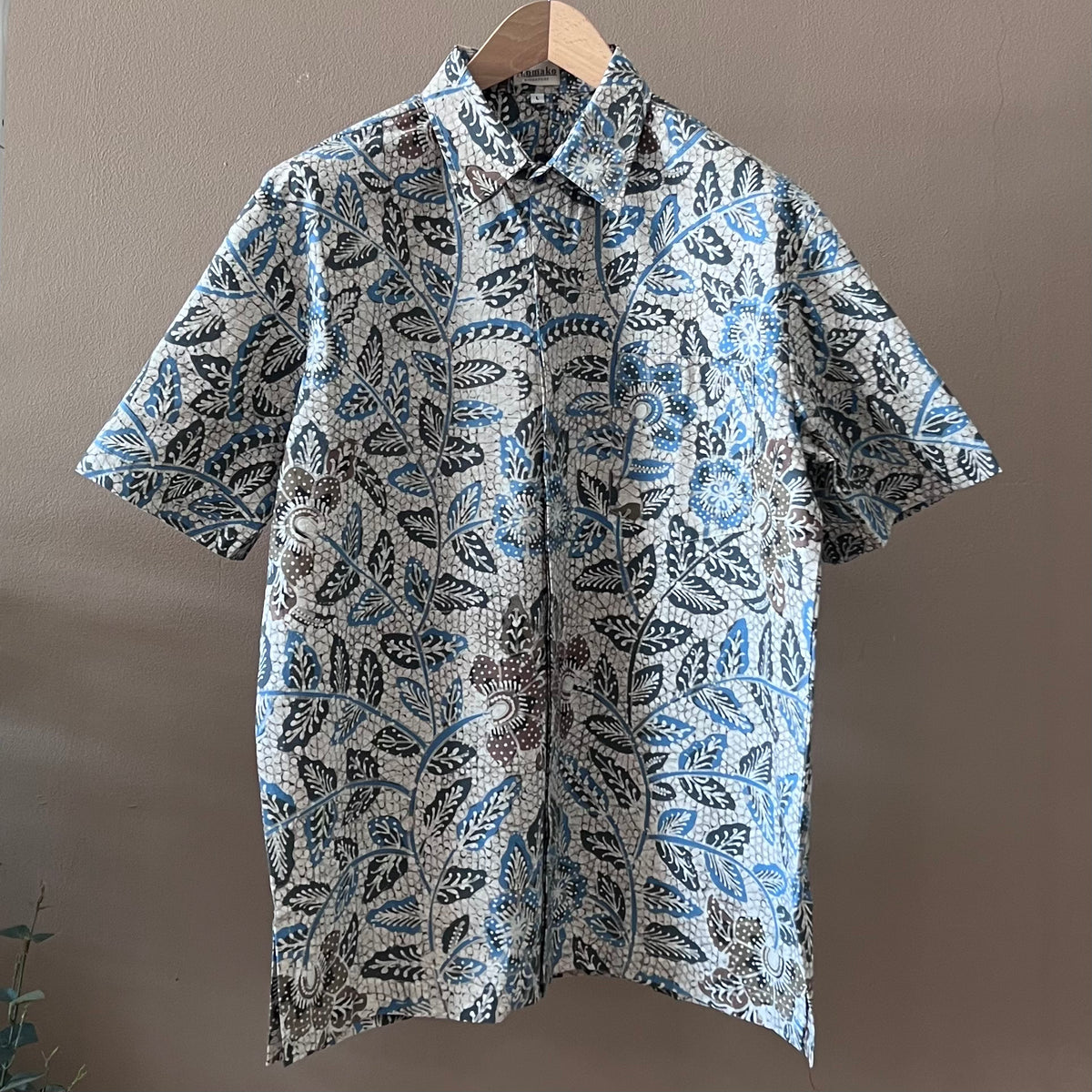 Premium Batik Tulis Select Men's Shirt - L