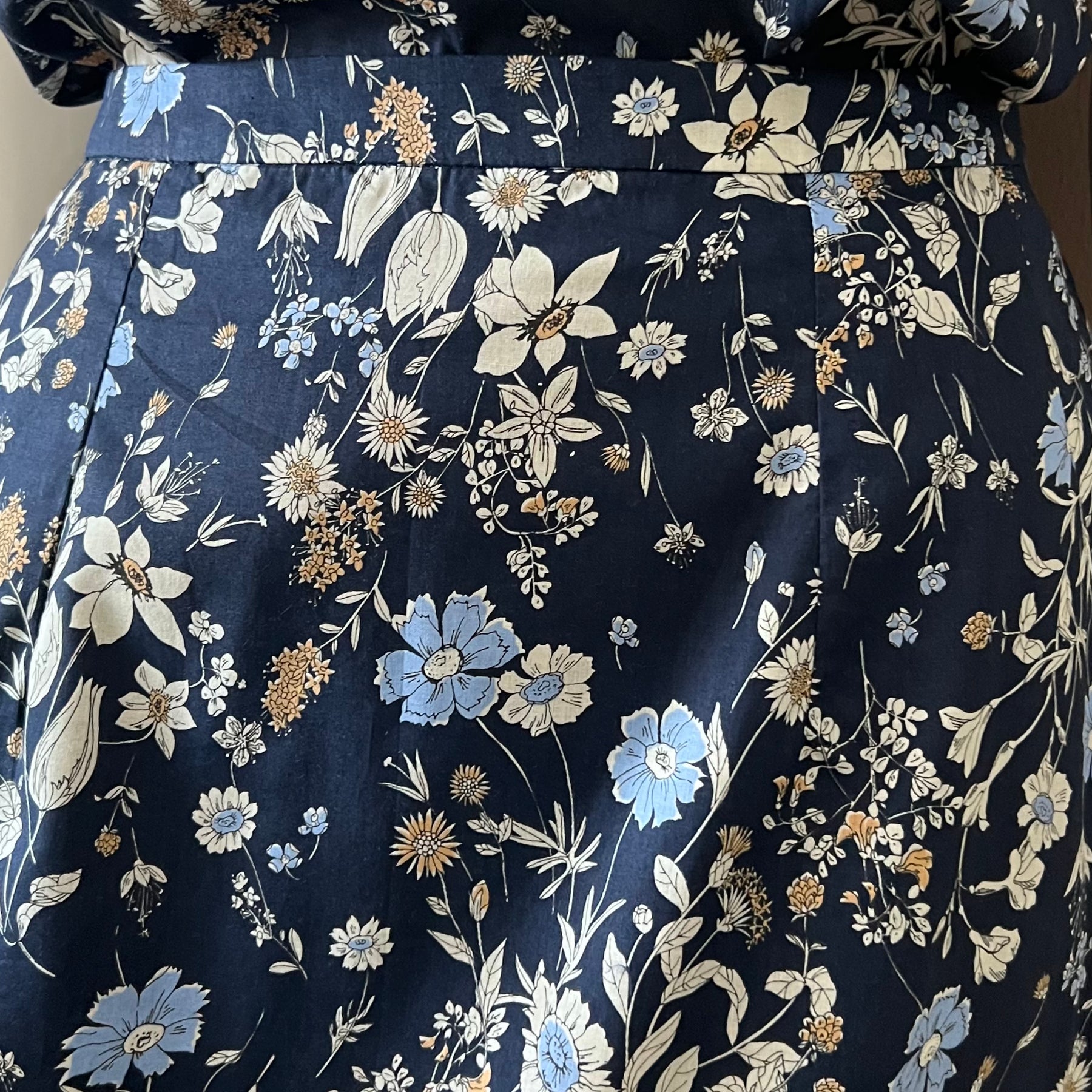 Floral Midi Pencil Skirt