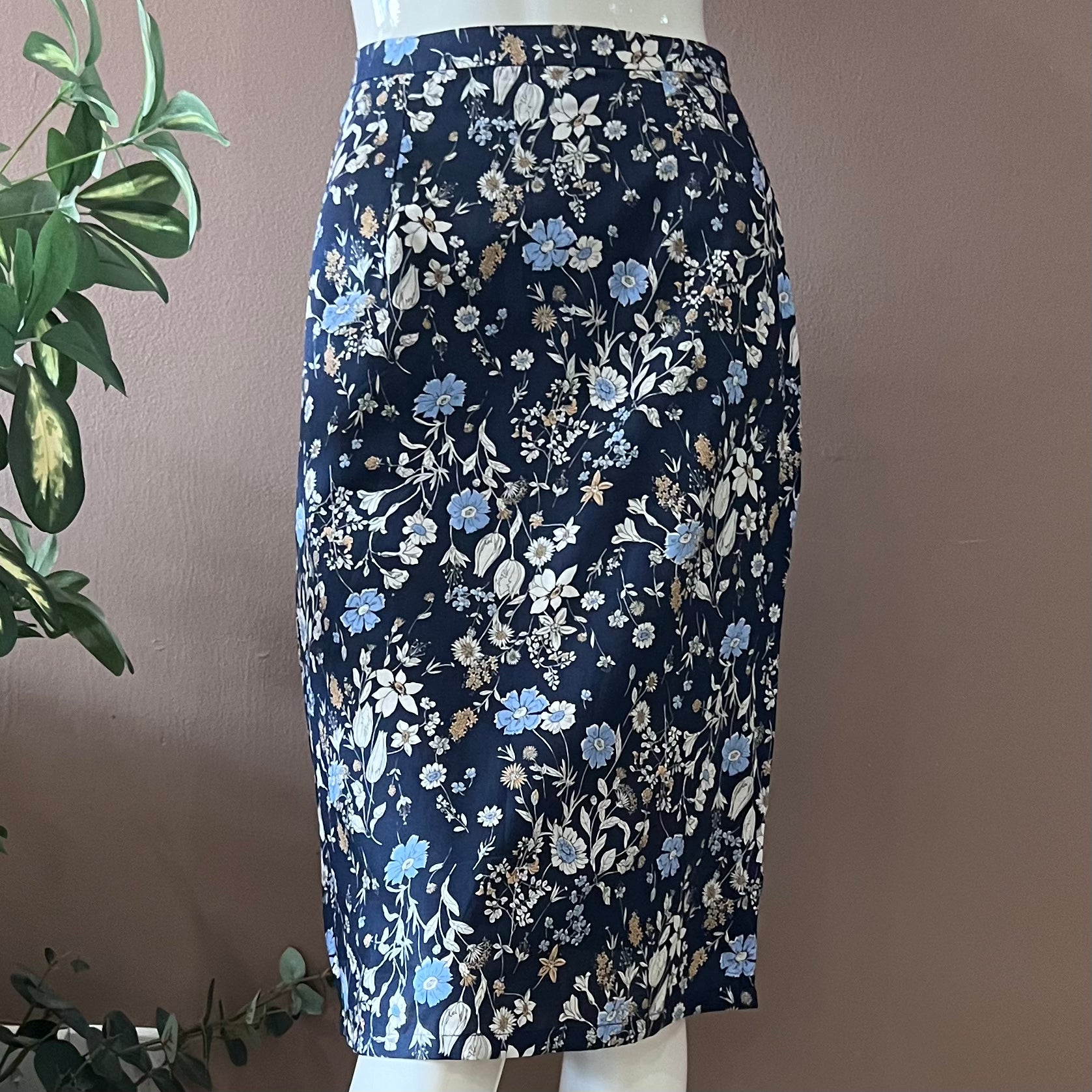 Floral Midi Pencil Skirt