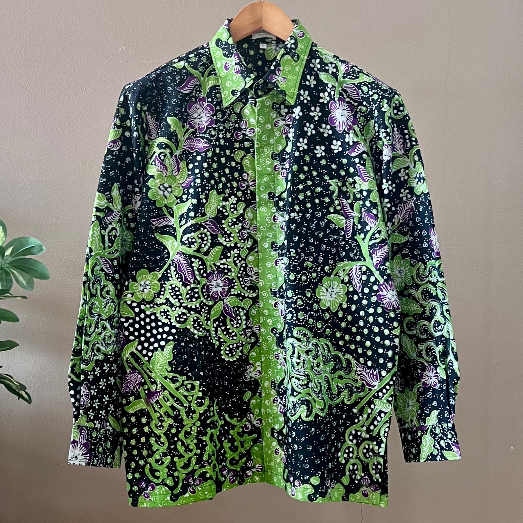 Premium Batik Tulis Men's Select Long Sleeve Shirt - L