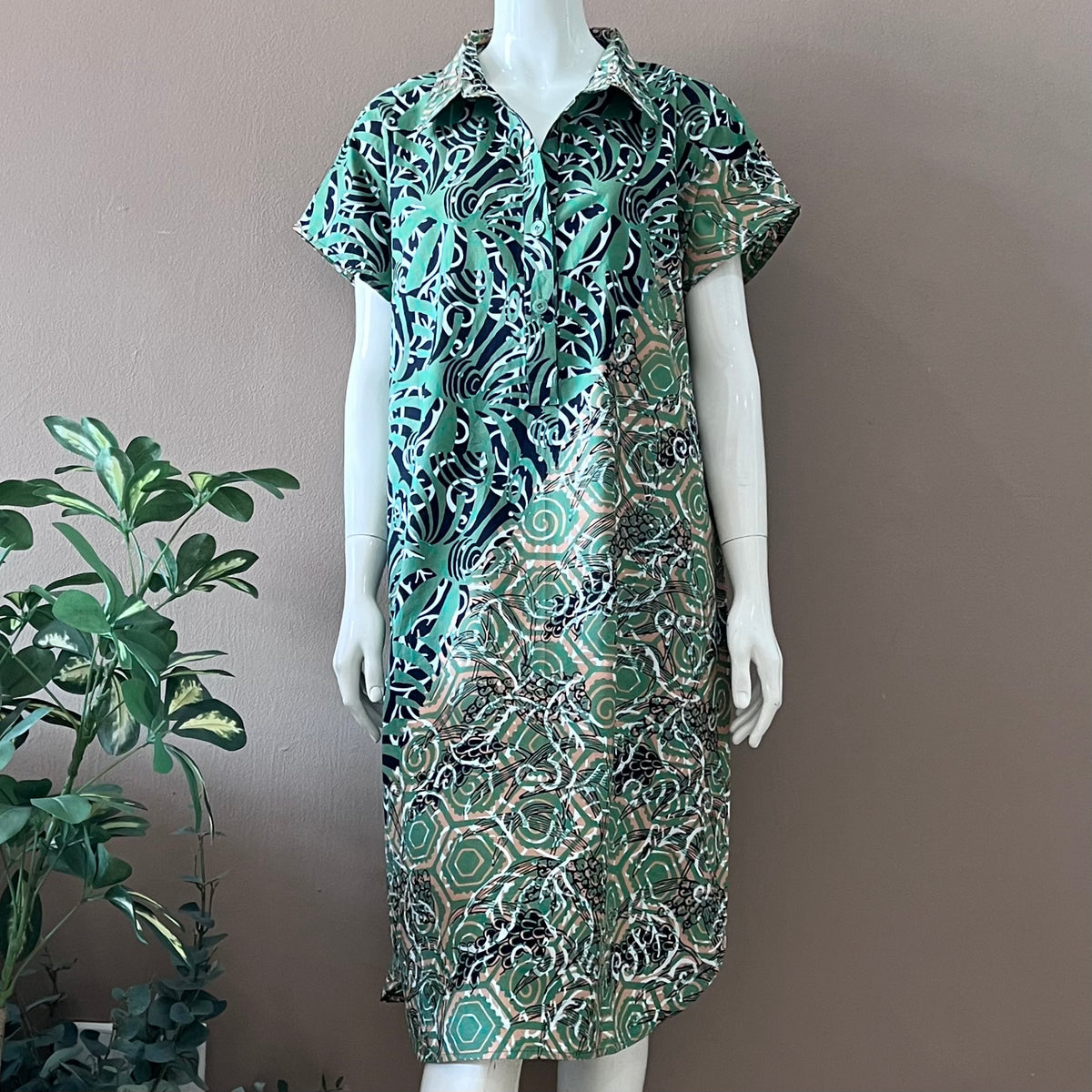 City Gorgeous Batik Dress - XL