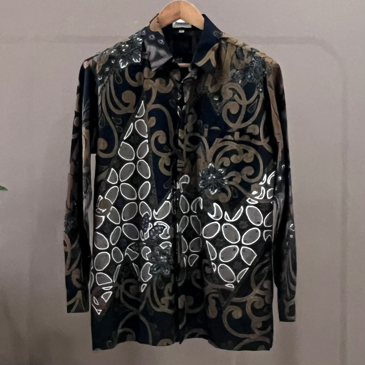 Regular Batik Men's Long Sleeve Shirt