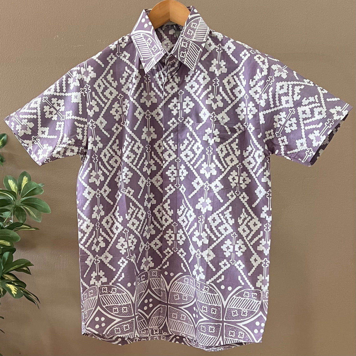 Regular Batik Men's Short Sleeve Shirt